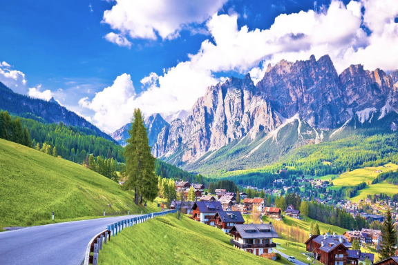 Roadsters of Europe Driving Experience, with Art In Voyage