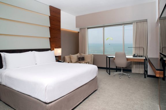 Premium King Oceanfront 
| Lima
