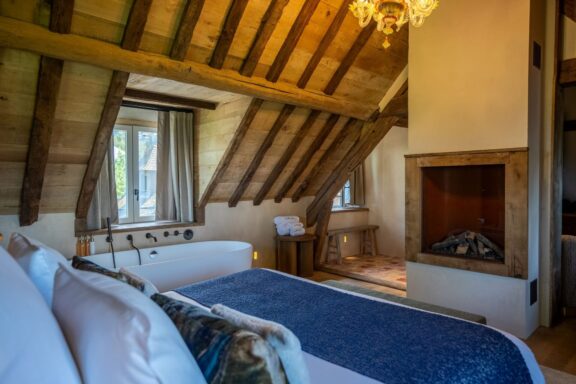 Junior Suite (517 sq. ft)