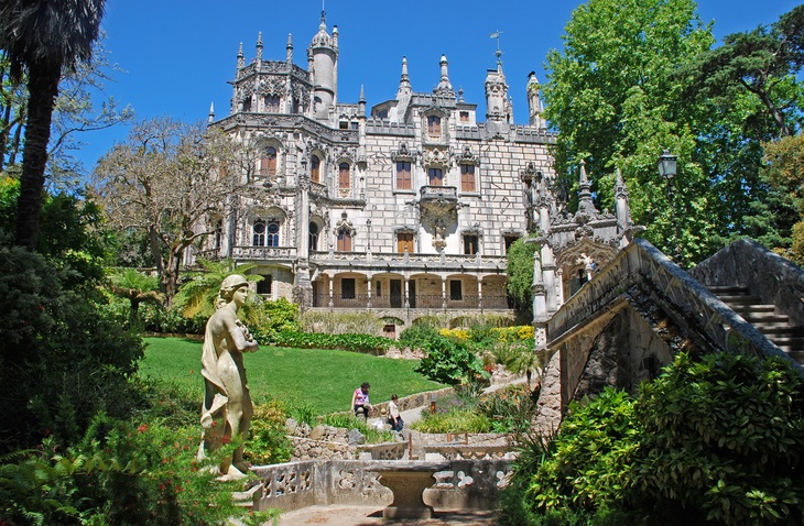 Portugal at a Glance, by Art In Voyage