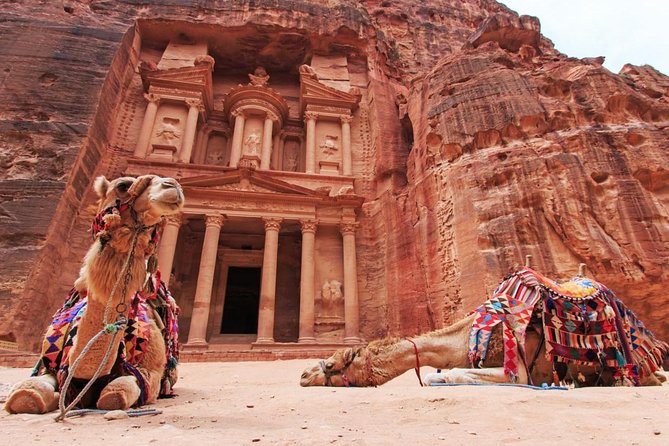 Petra, by Art In Voyage